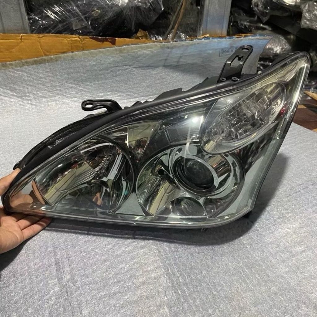 Headlamp lampu depan harrier 2008 2009 2010