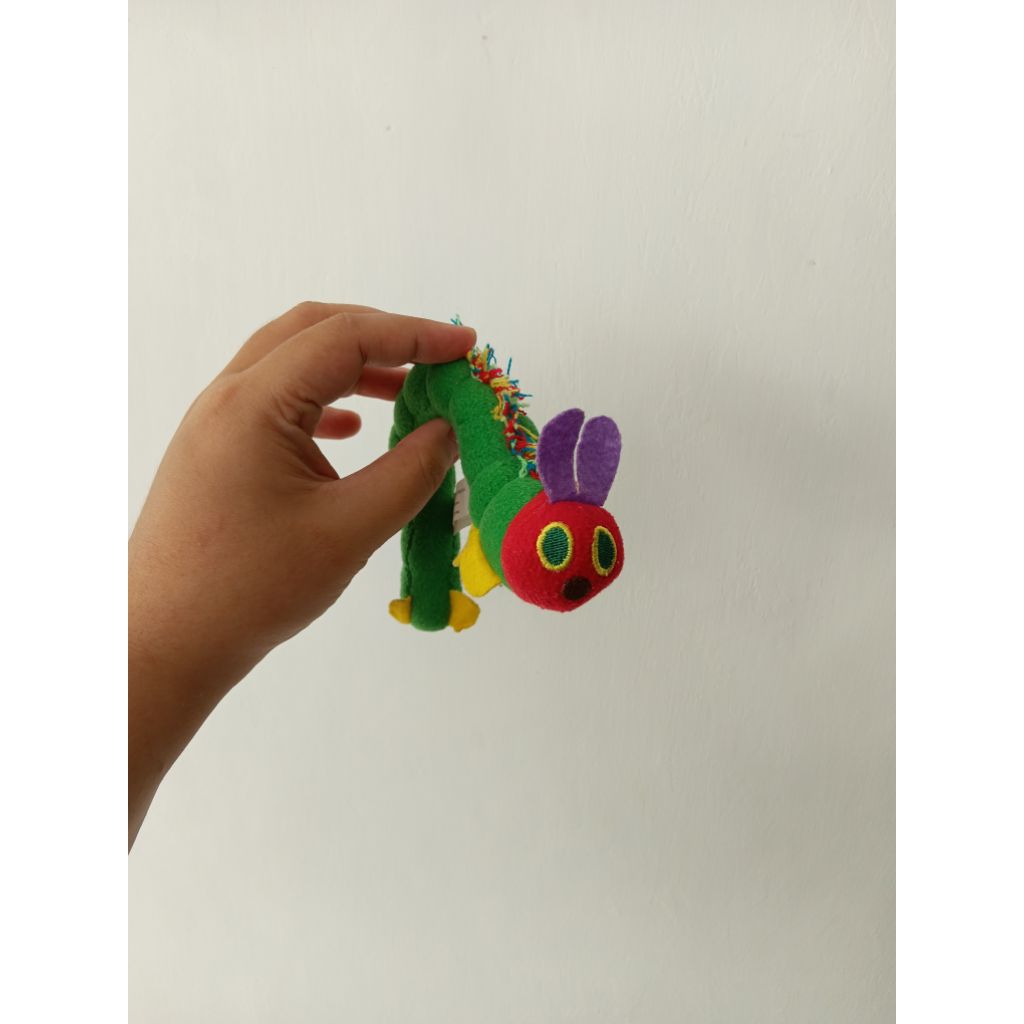 eric carle caterpillar eric boneka ulat eric carle book boneka ulat boneka eric carle
