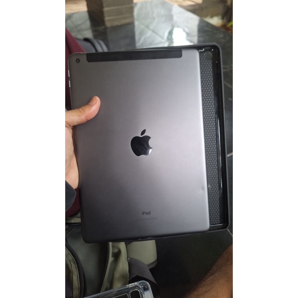 Ipad Gen 8 128Gb seluler