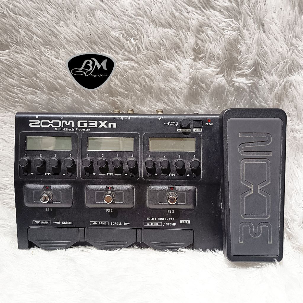 Efek Gitar Zoom G3XN