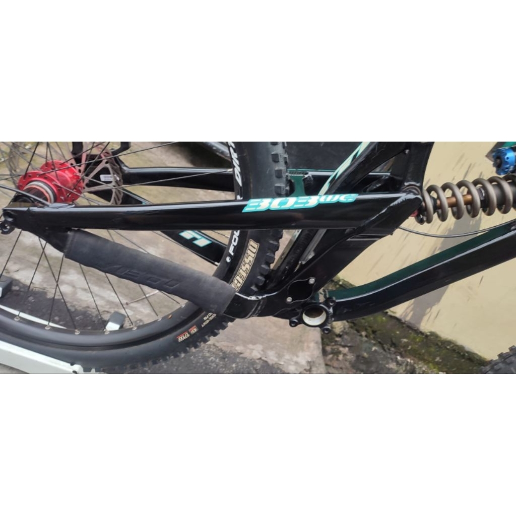 FRAME YETI 303 WC DH SIZE M 26