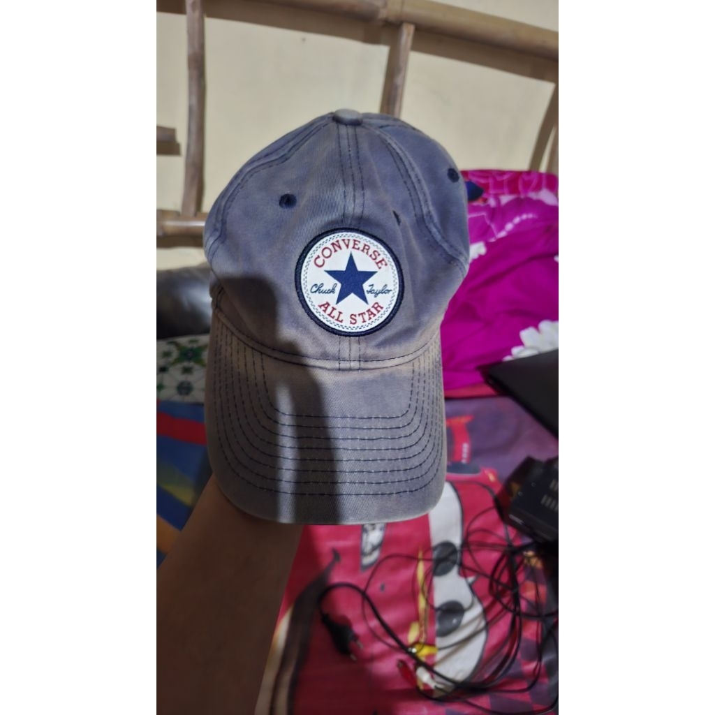 Topi converse second