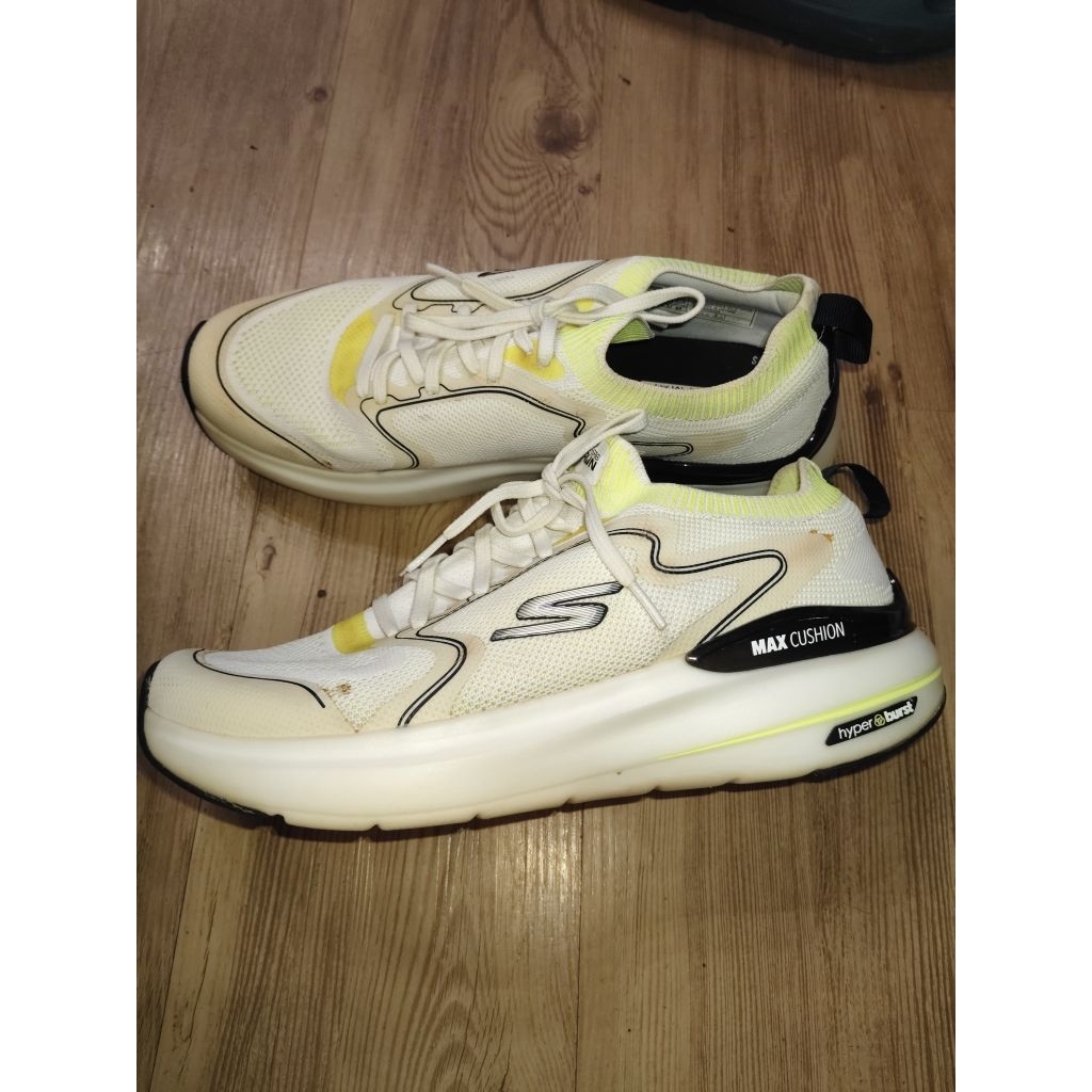 skechers go run max cushion hyper burst preloved size 45