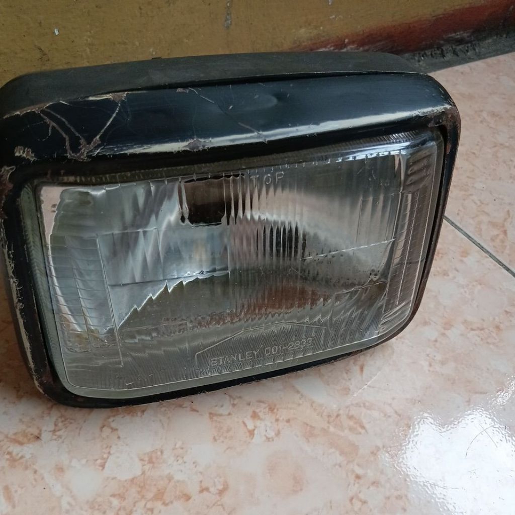 hadlam depan honda gl max , lampu depan honda gl max