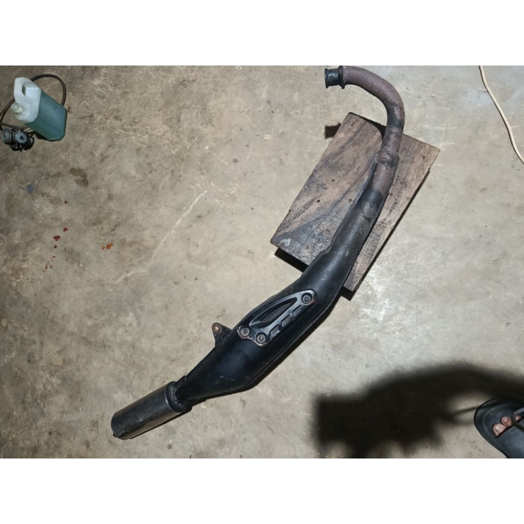 knalpot satria hiu original belum bedelan