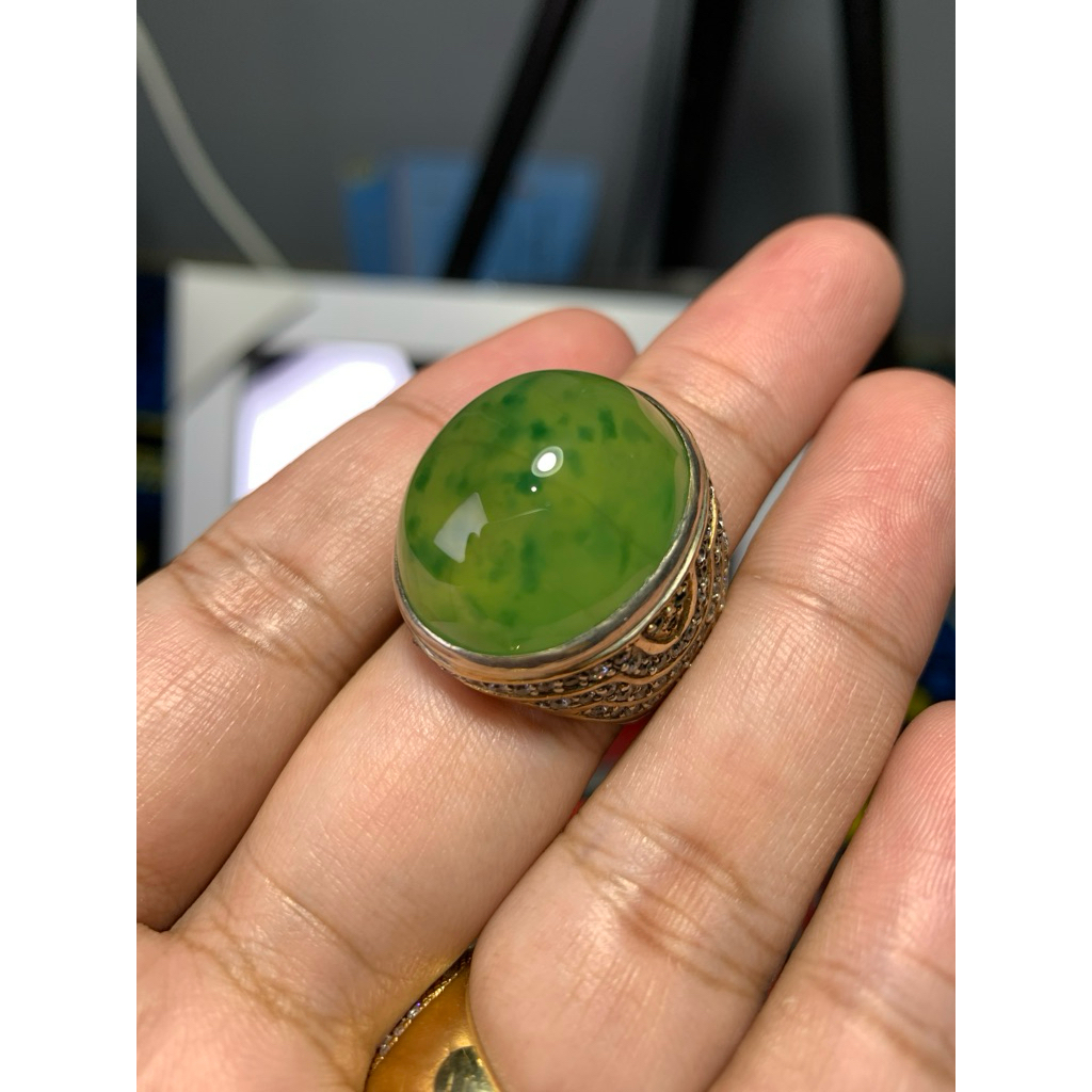 batu lumut kumbang jati idocrase