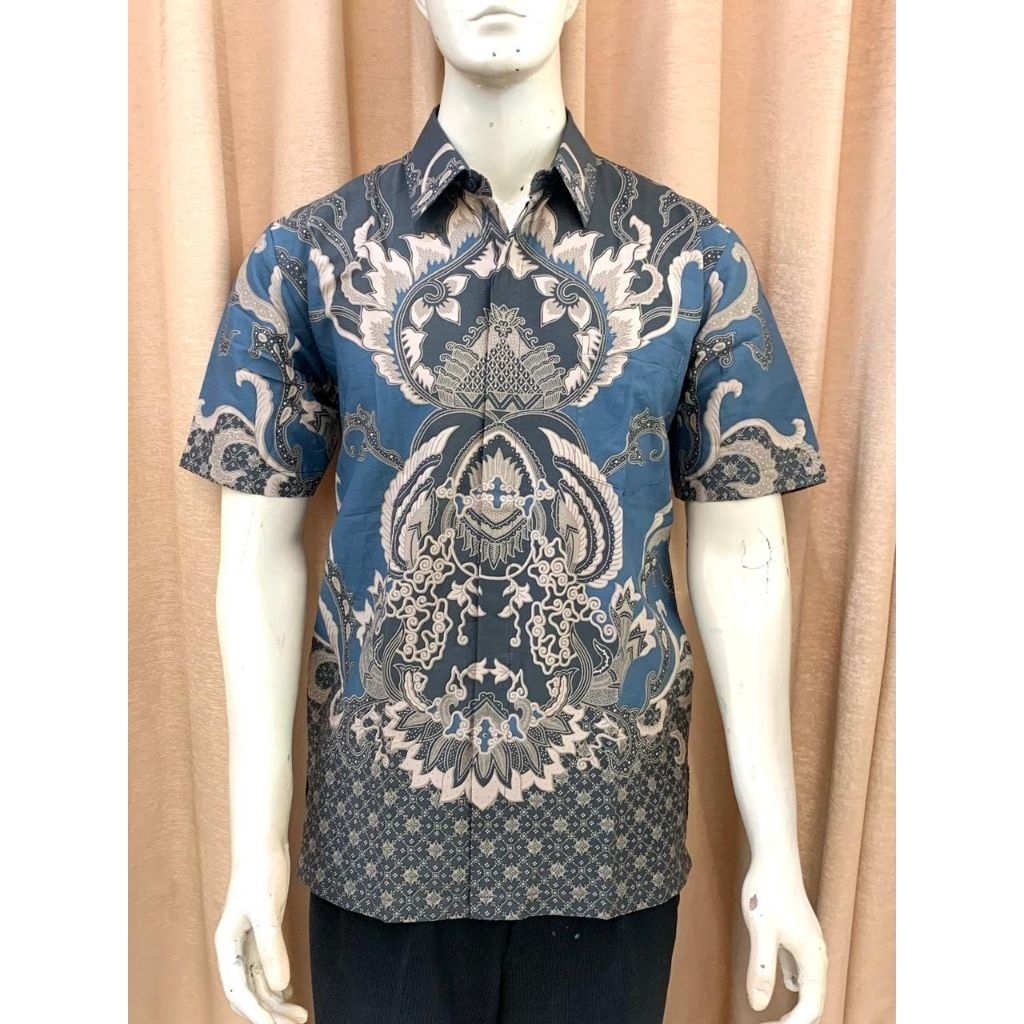 Kemeja pendek Batik Danar Hadi Solo