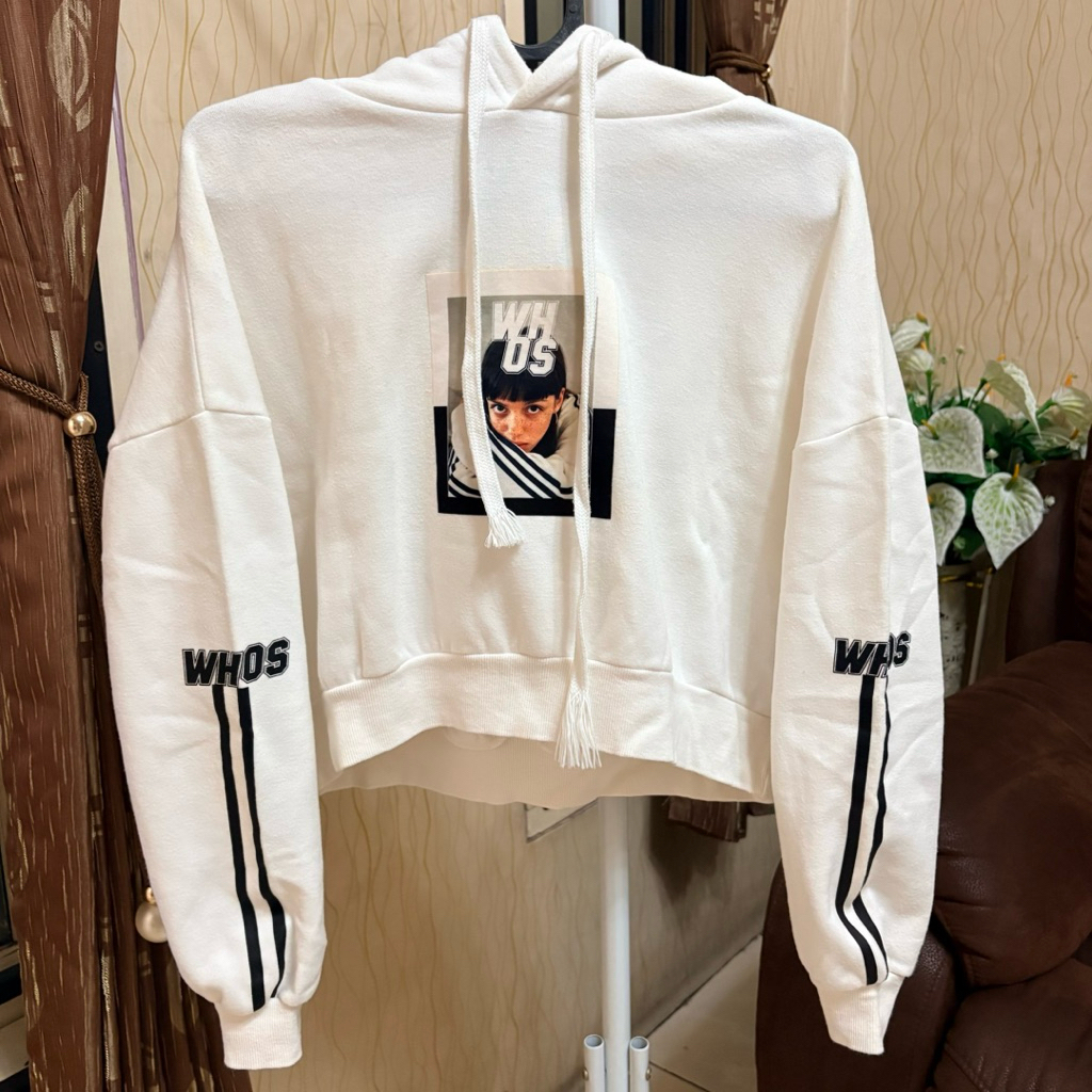 preloved sweater crop brand jackpot