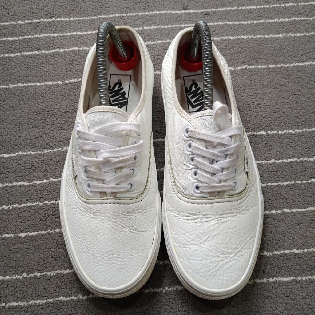 Sepatu Vans Full Kulit Authentic