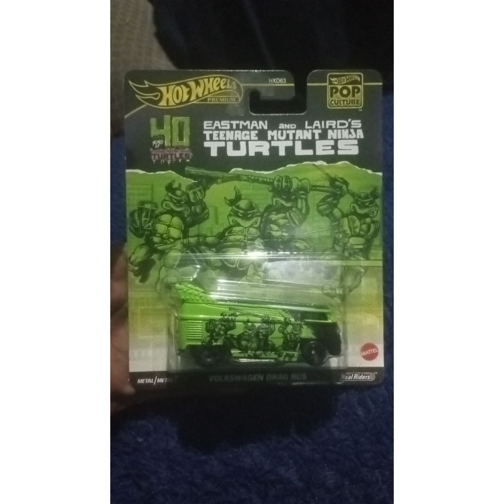 Hot Wheels premium Vw DragBus Volkswagen VW Drag bus Ninja Turtles 40 year free protector