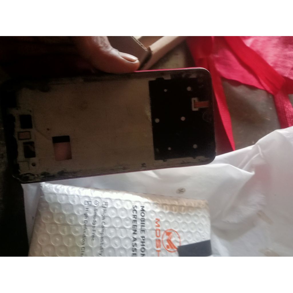 mesin hp Vivo y91c tinggal naik batrai sama lcd