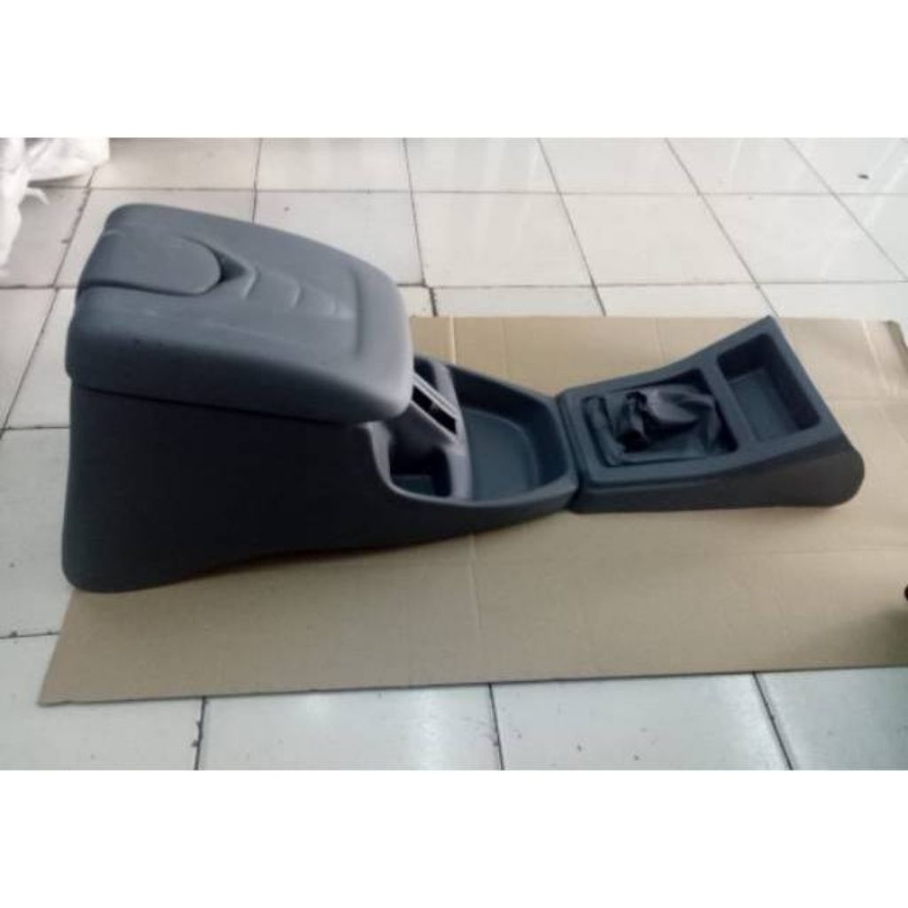 Konsolbox Kijang Kapsul 2000-2004 konsol box tengah