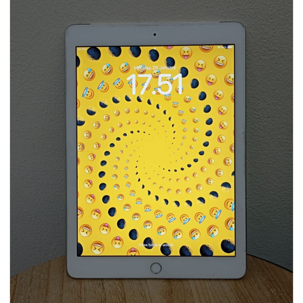 IPAD gen 6 32GB second kondisi normal