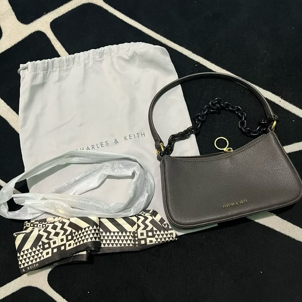 preloved tas bahu Charles & Keith Alcott Scarf Wrapped Chain CK CNK charleskeith shoulder bag