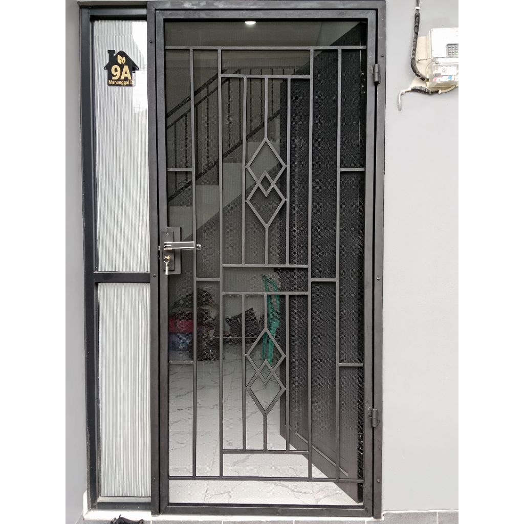 Pintu Tralis kasa nyamuk