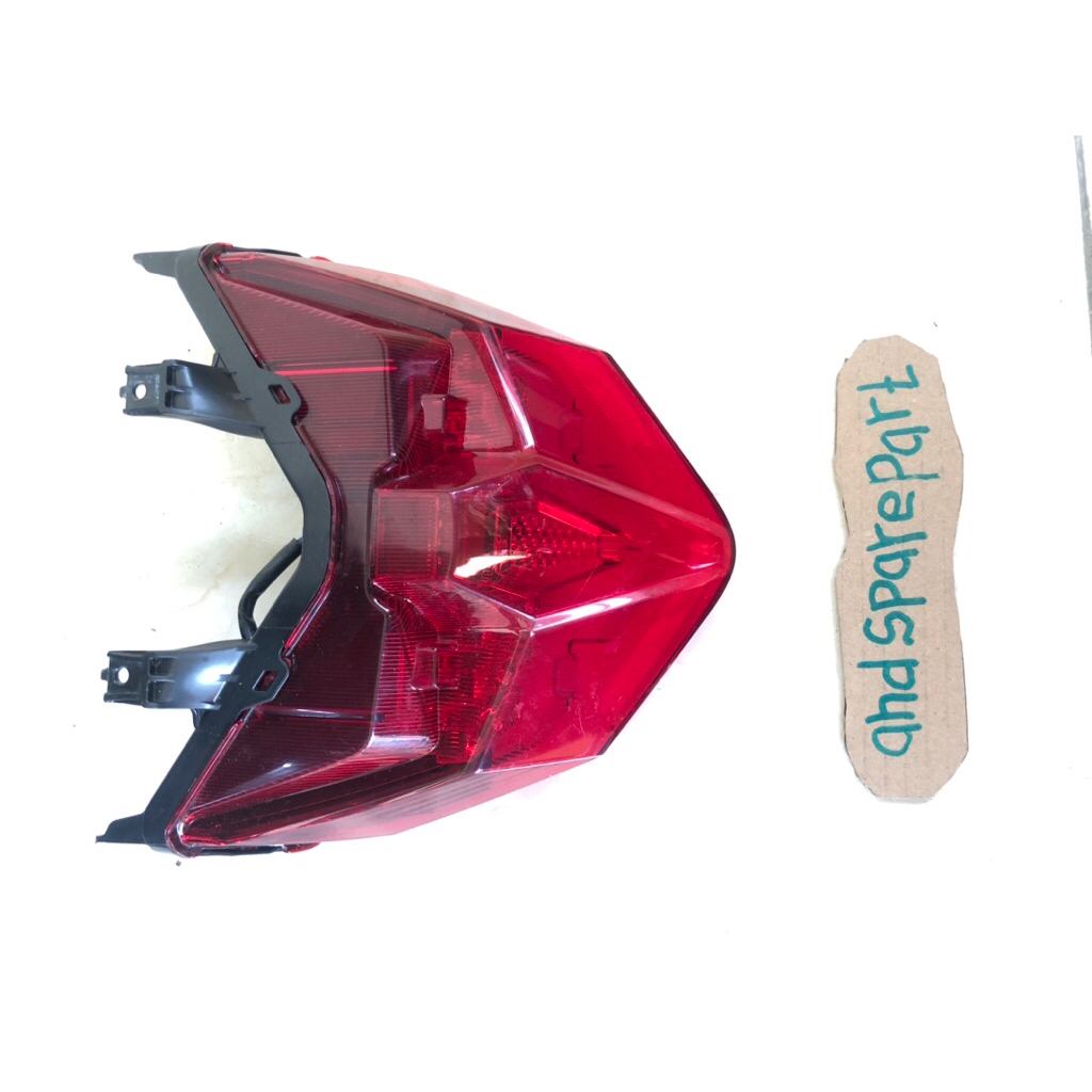 stoplamp lampu rem belakang original vario 125 150 new lampu rem vario 125 150 new 2018-2022