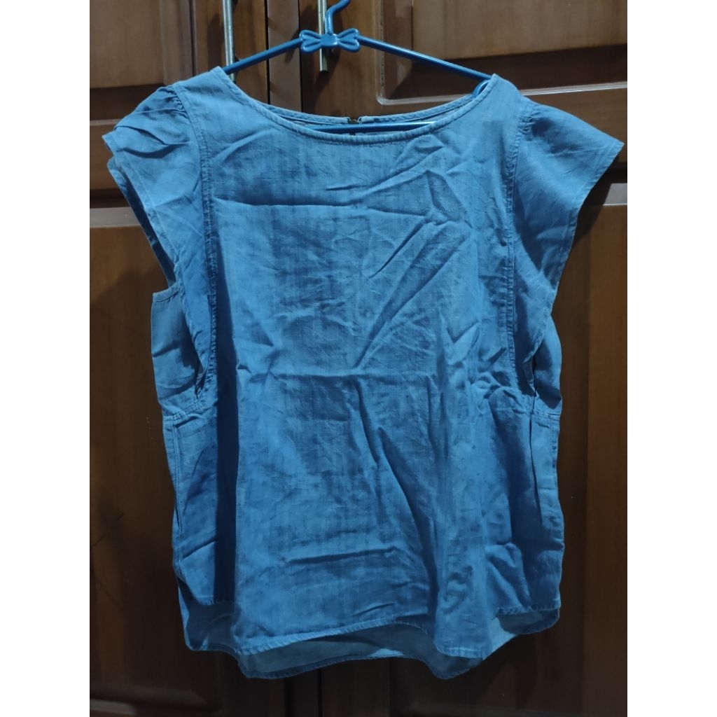 top chambray