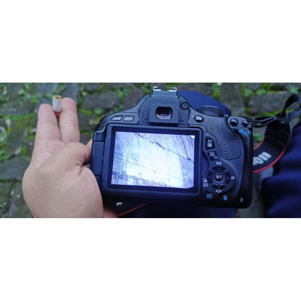 kamera DSLR CANON 600D