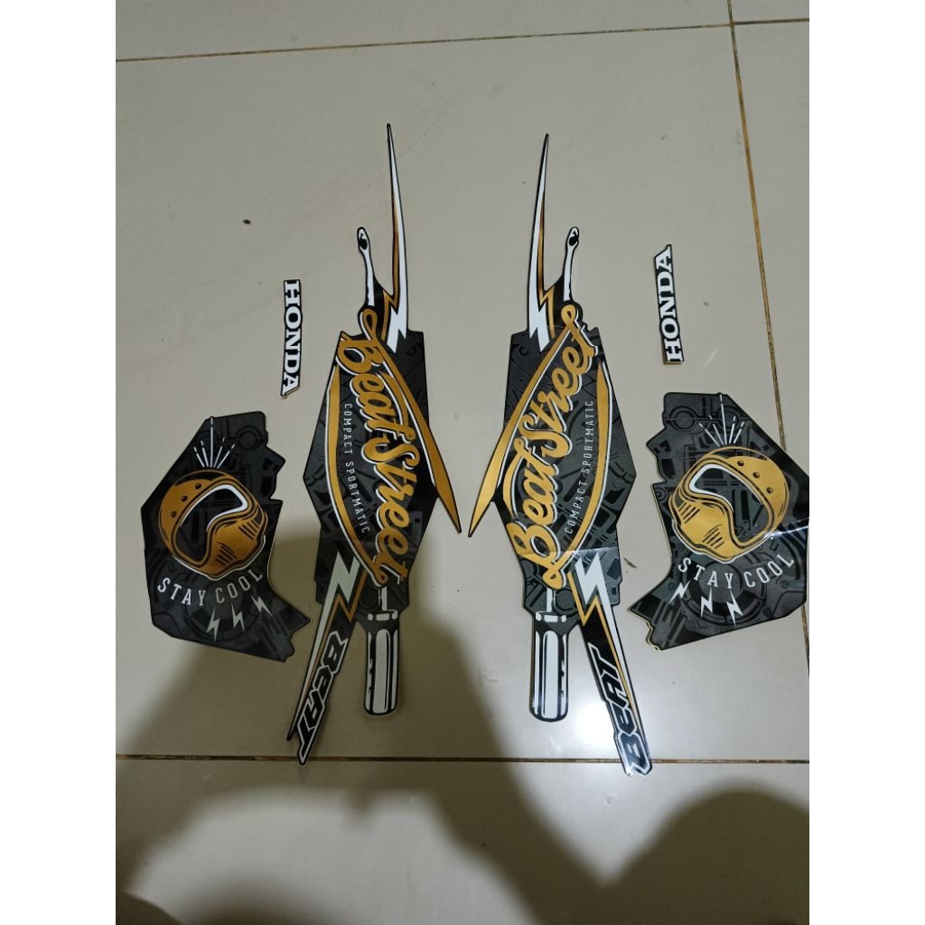 striping stiker beat street 2018 hitam gold