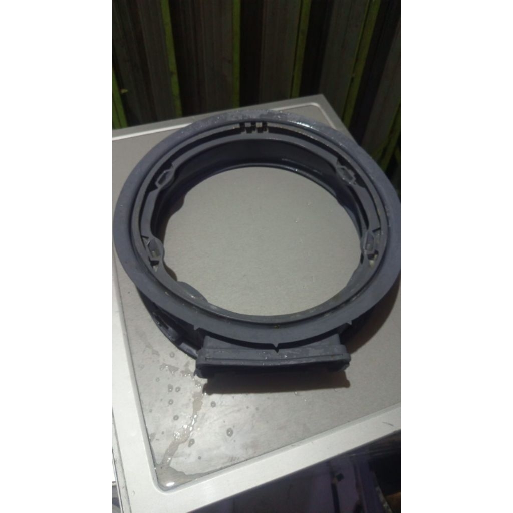 Karet pintu /mesin cuci front loading LG 9/6 kg