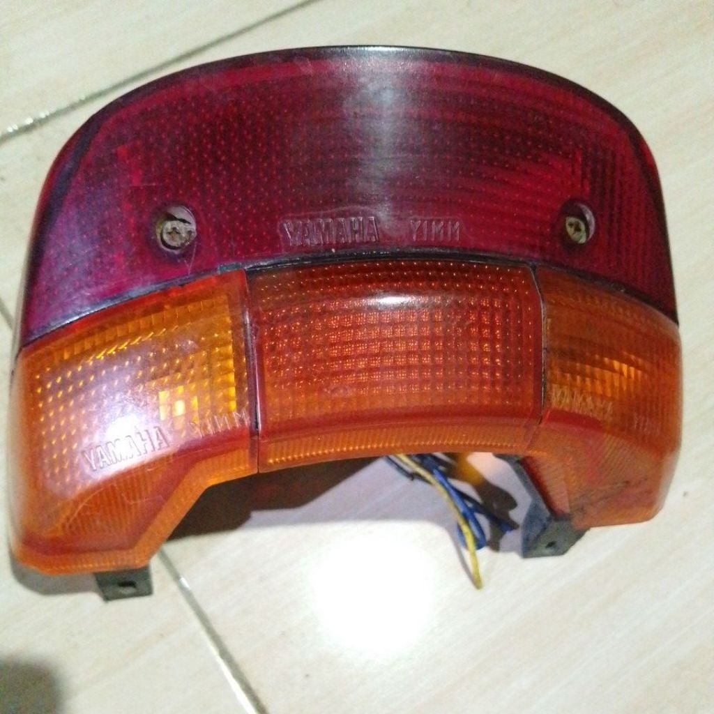 LAMPU REM REFLEKTOR STOP LAM BELAKNG FIZ R FIZR F1ZR ORIGINAL COPOTAN MOTOR YAMAHA fiz R LAMPU STOP 