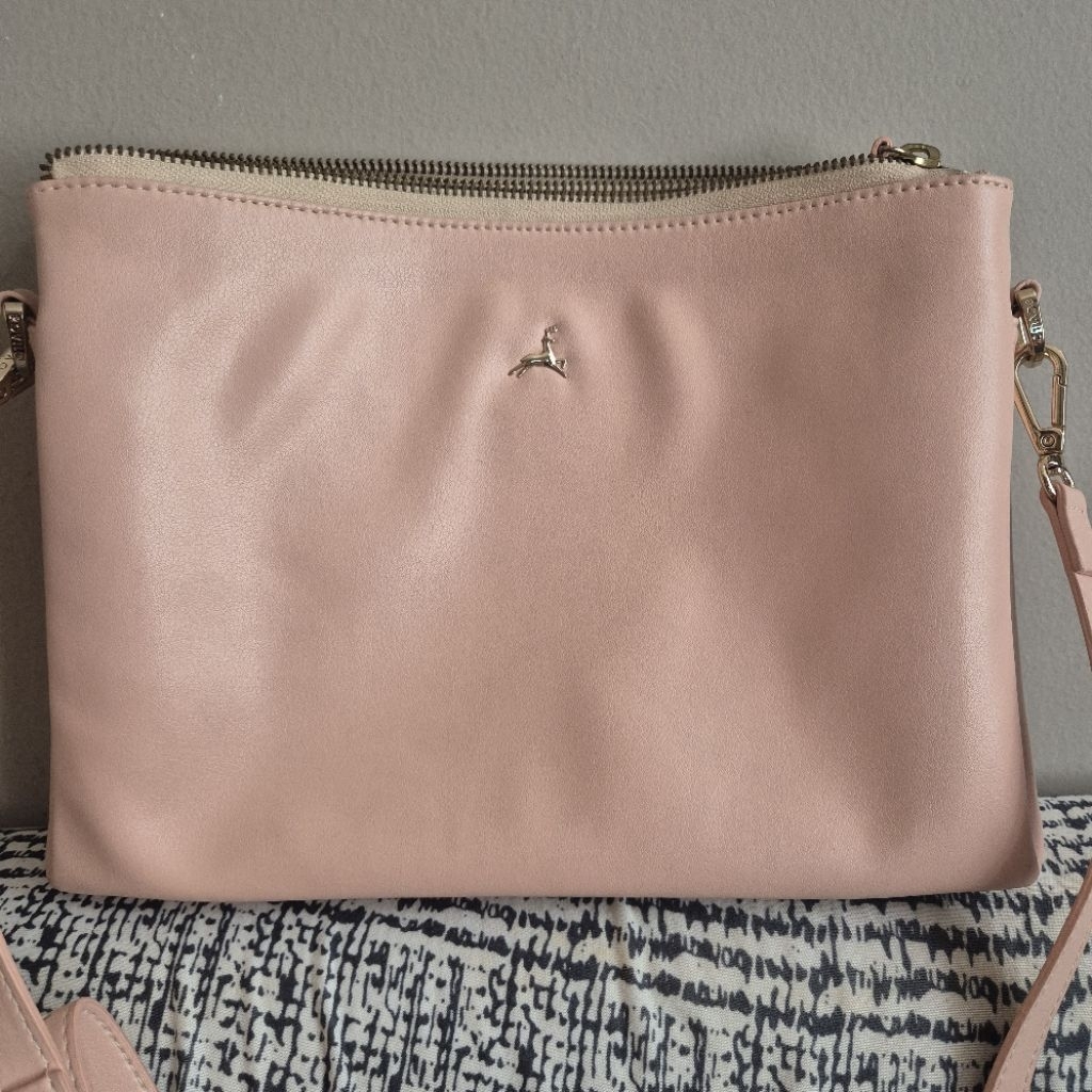 POVILO POVI SLING BAG BLUSH PRELOVED