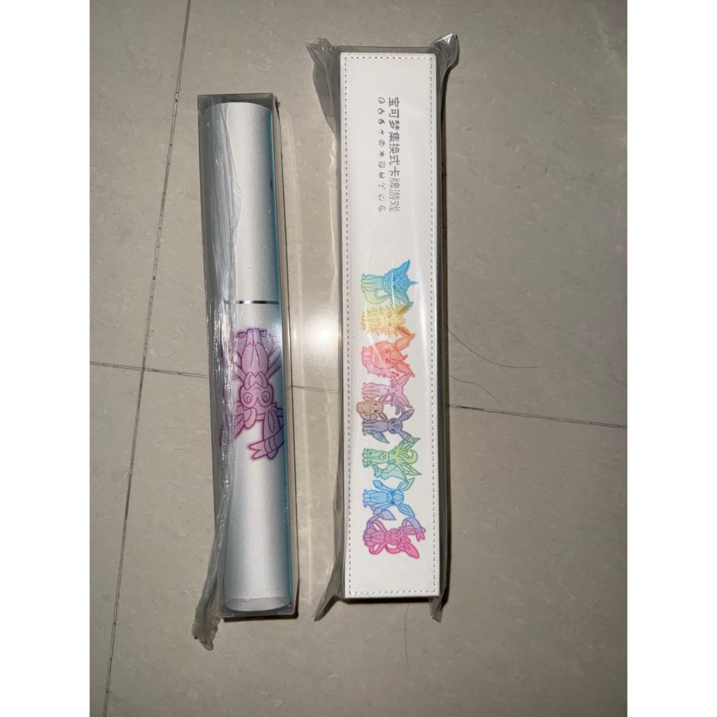 BOX PLAYMAT + PLAYMAT EEVEE AKSESORIS TCG POKEMON