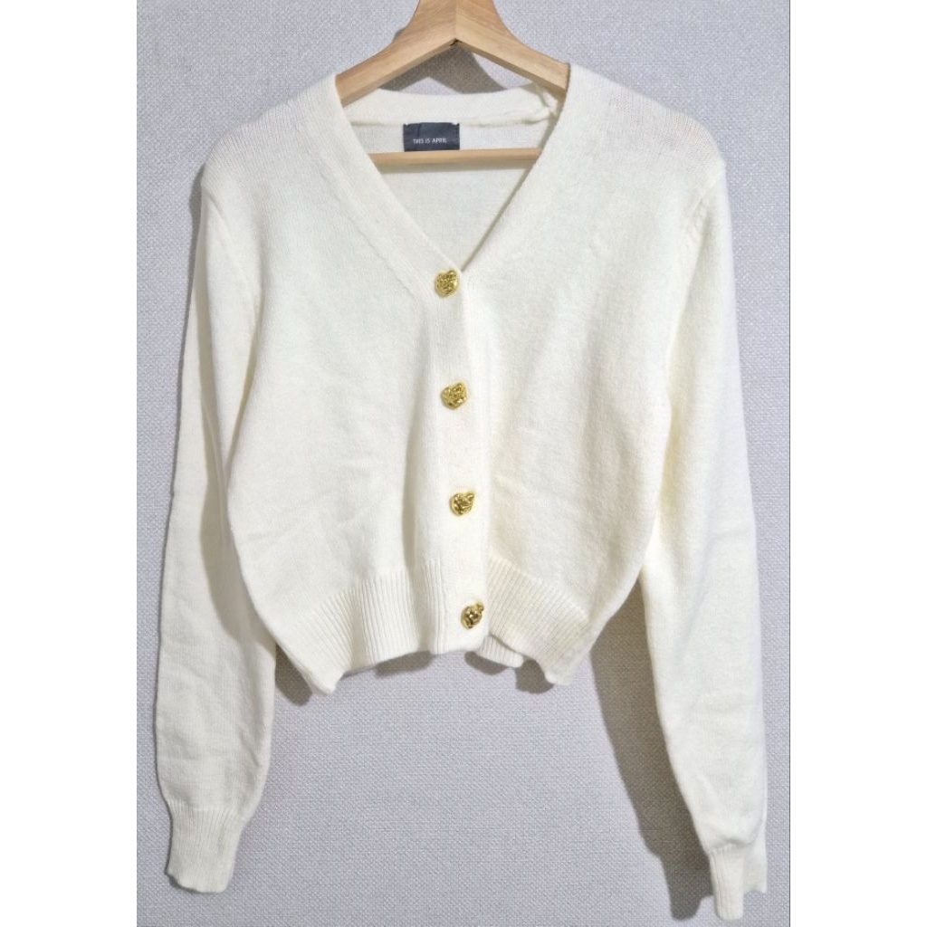 THIS IS APRIL SWEATER WHITE