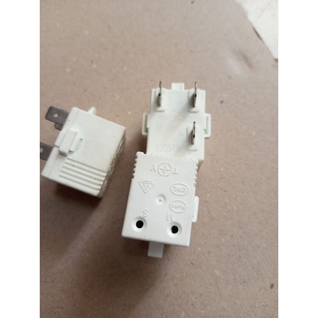 PTC rilay kompresor kulkas 1-2pintu pin3 original