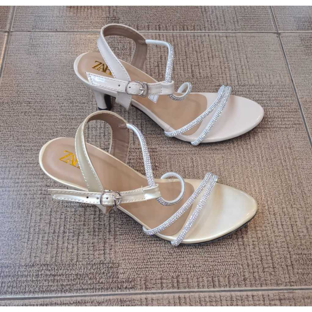 KDS | ZR Local Brand Sepatu Sendal Wanita Sandal Tali Strap Kristal High Heels 5 cm Gloss Mewah Perm