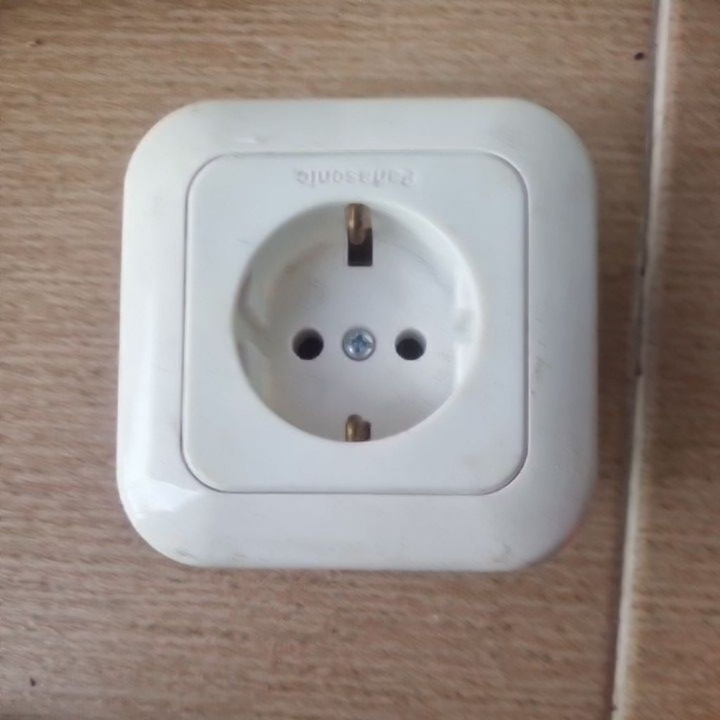 STOP KONTAK TEMPEL PANASONIC