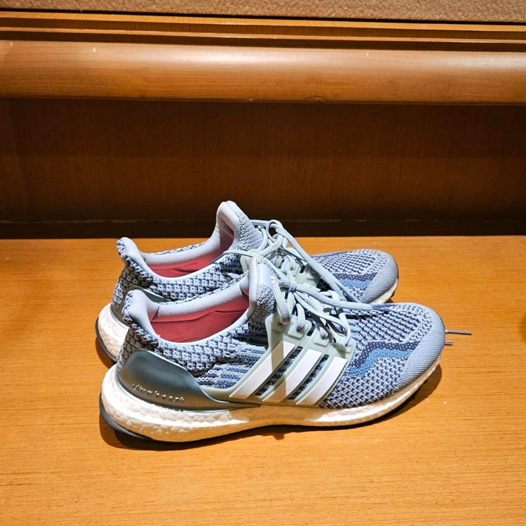 ADIDAS Ultraboost 5.0 DNA J