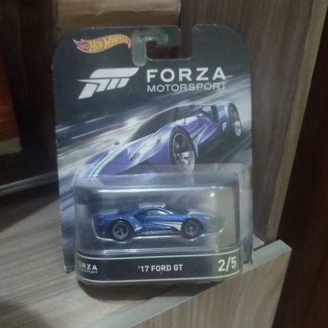 Hot Wheels 17 Ford GT Forza Motorsport Retro Card diecast Mattel