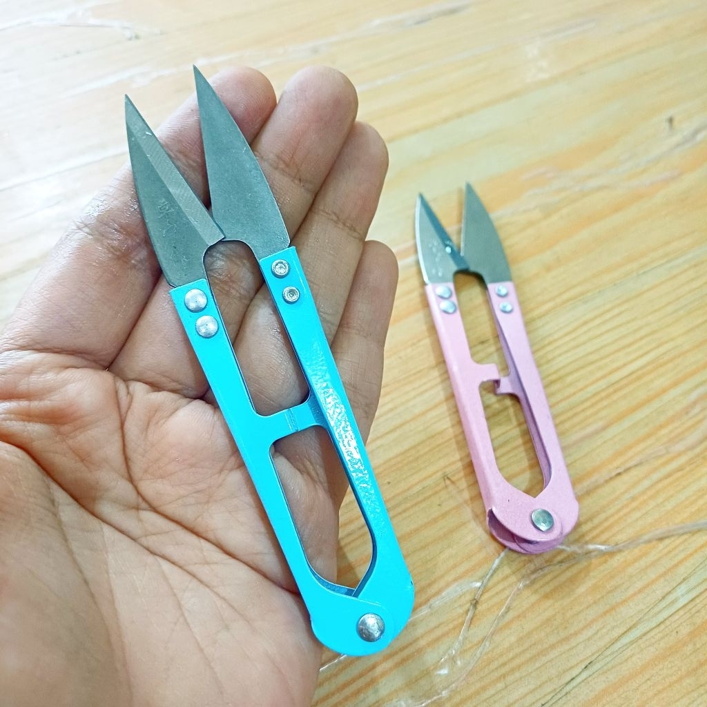 Gunting Cekit Benang Jahit Obras Mesin Konveksi Pabrik