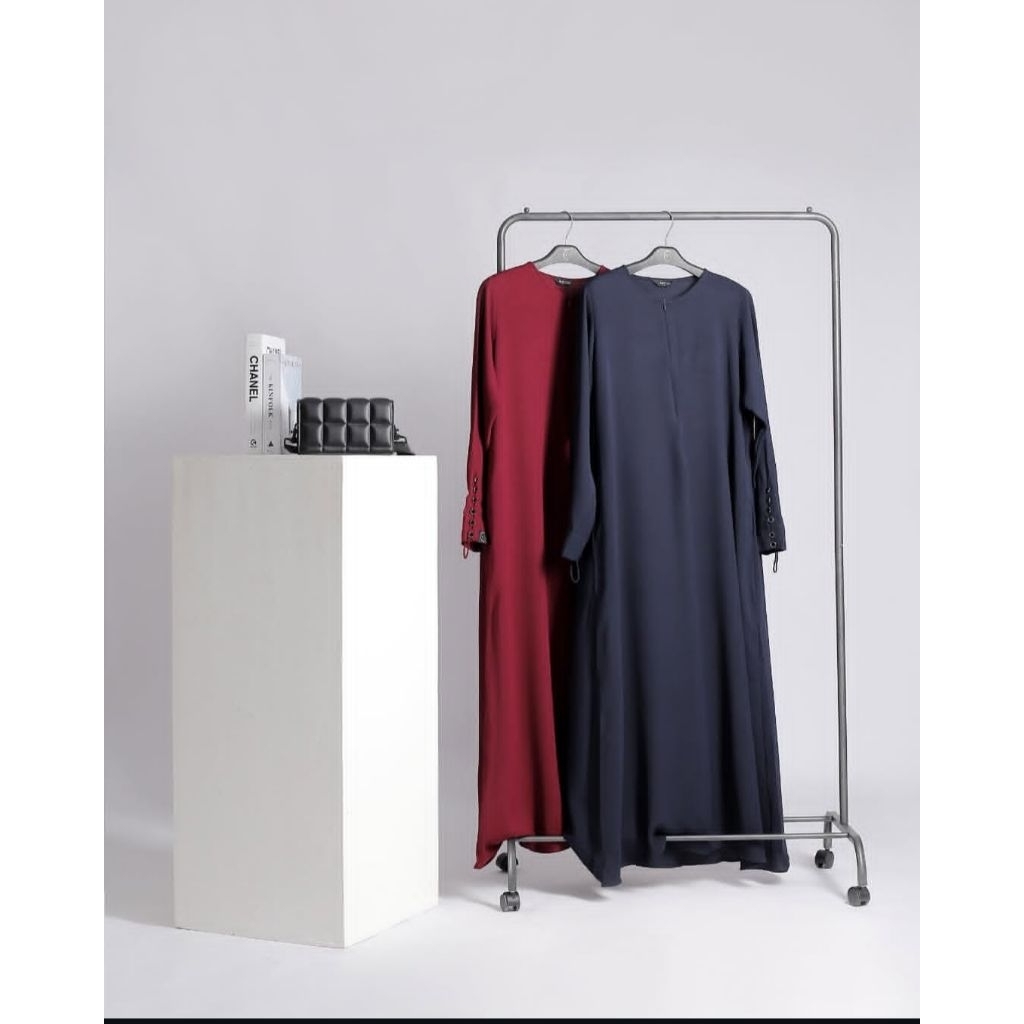 Preloved Saila S Aljenna midnight blue bundling FK himosly midnight blue