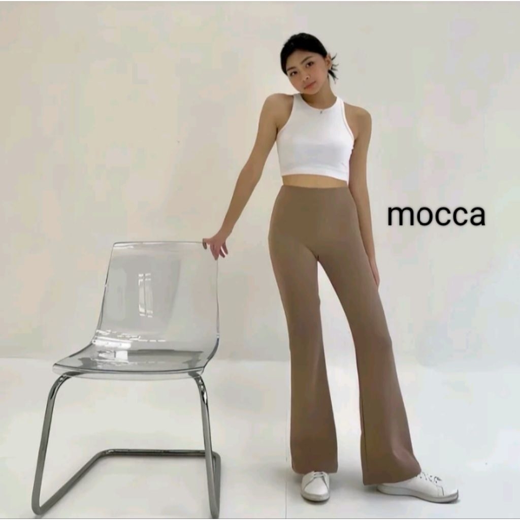 Preloved Celana Cutbray Scuba