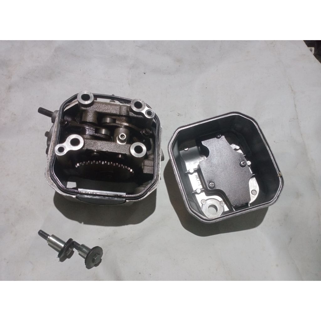 blok silinder head kop Suzuki shooter/ young star 110 fi original silinder kop Assy shooter