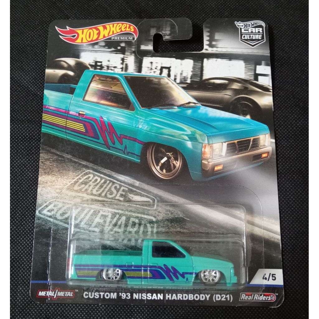 HOT WHEELS BOULEVARD CUSTOM '93 NISSAN HARDBODY (D21)