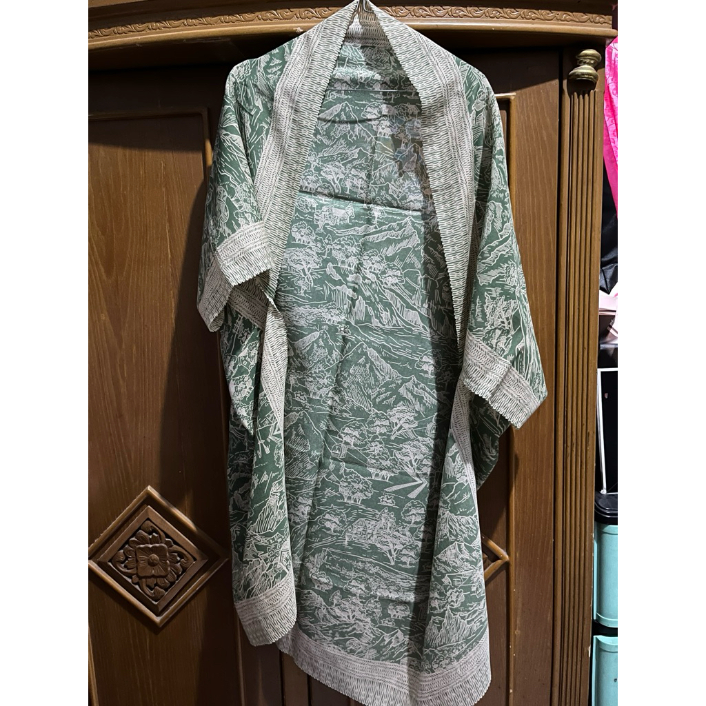 preloved outer scarf