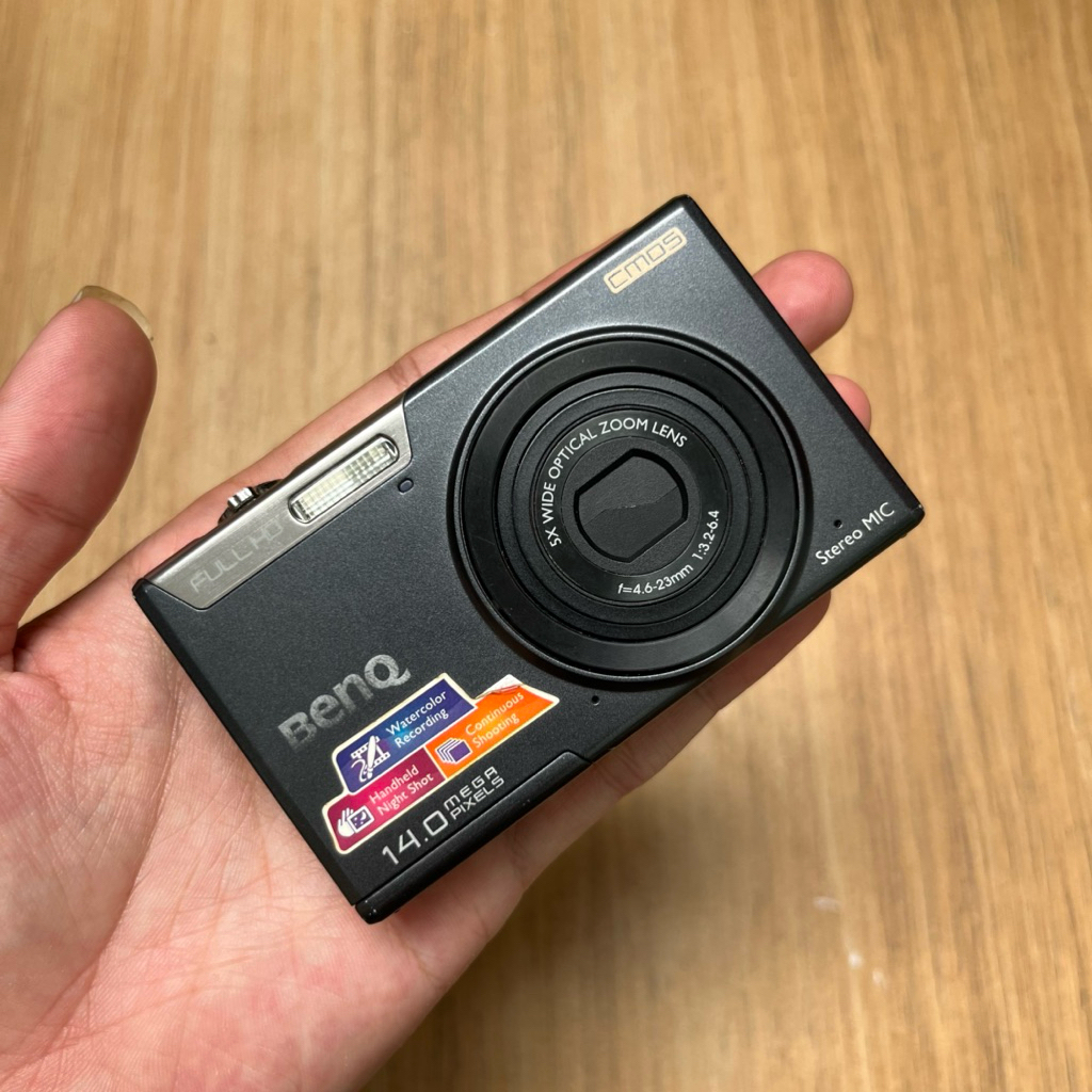 Kamera Second - Digicam BenQ LR100