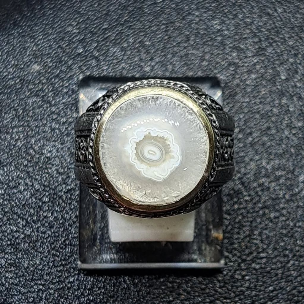 BATU CINCIN AKIK SUMUR BANDUNG