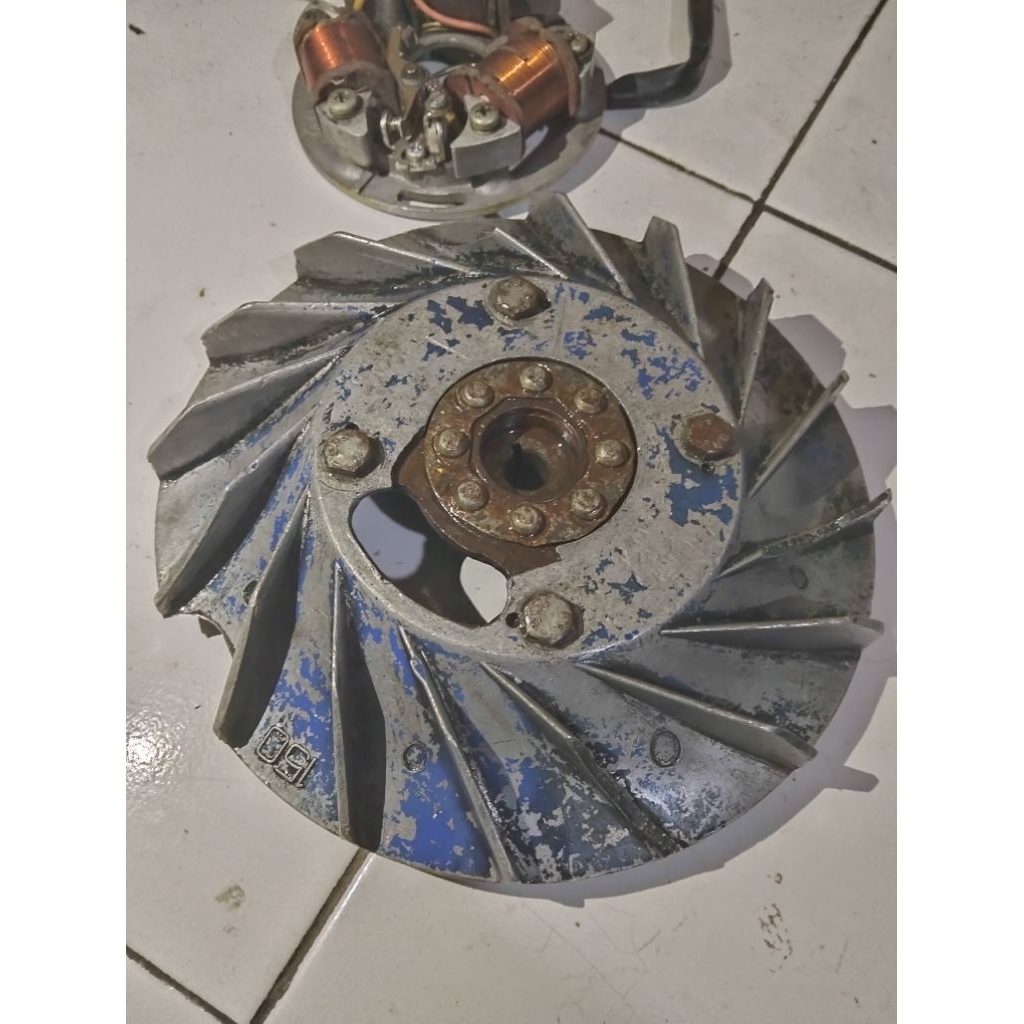 Magnit magnet vespa BAJAJ SUPER VBB as kecil daya kuat