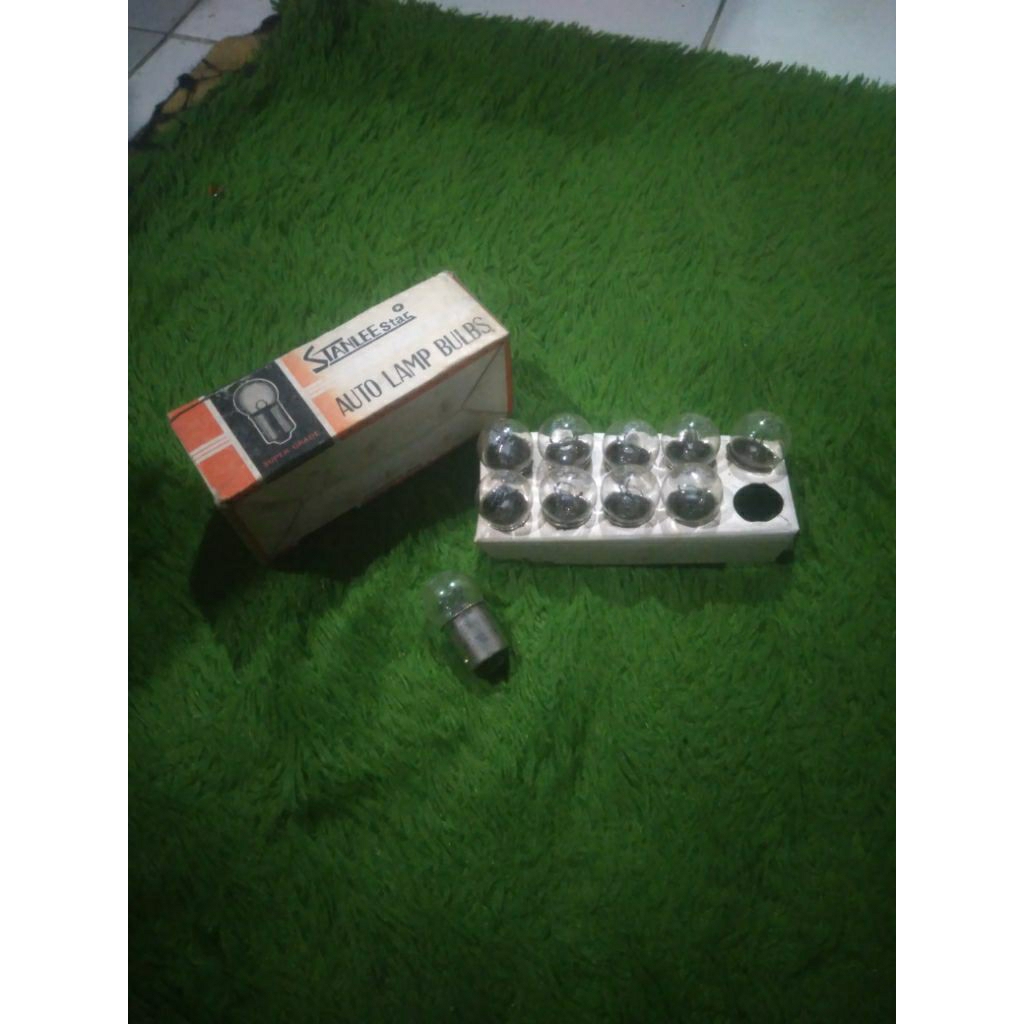 bohlam/ lampu belakang motor. STANLEEstar