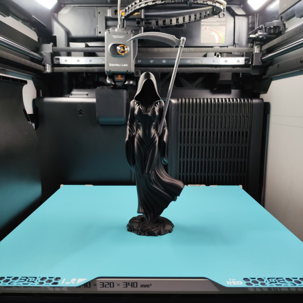 Lady Reaper – Death in Elegance Mainan Figure Pajangan Grim Reaper