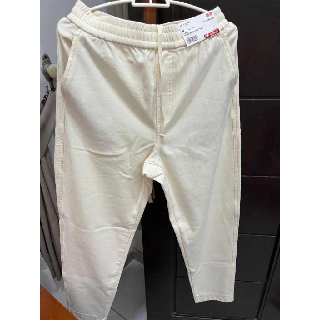 UNIQLO CELANA TAPERED JERSey Denim