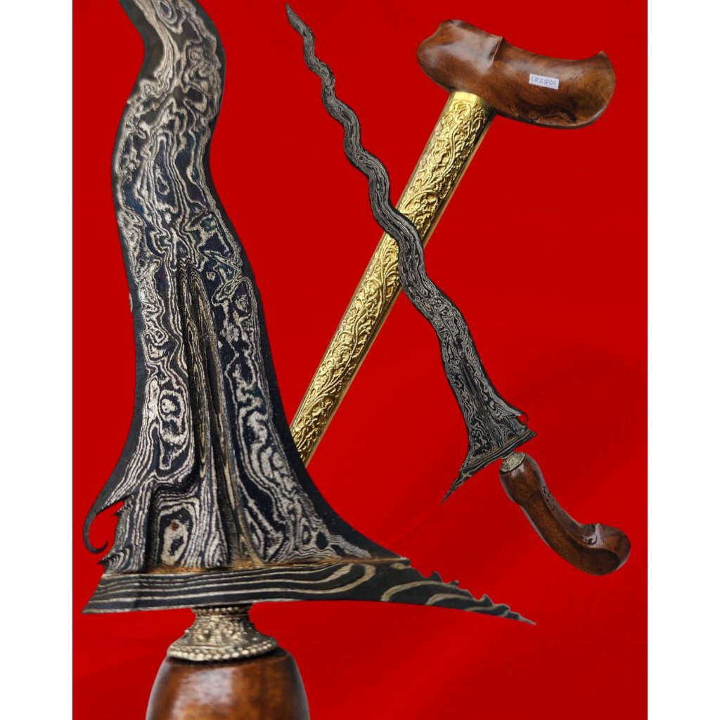 keris sangkelat luk 13 sepuh