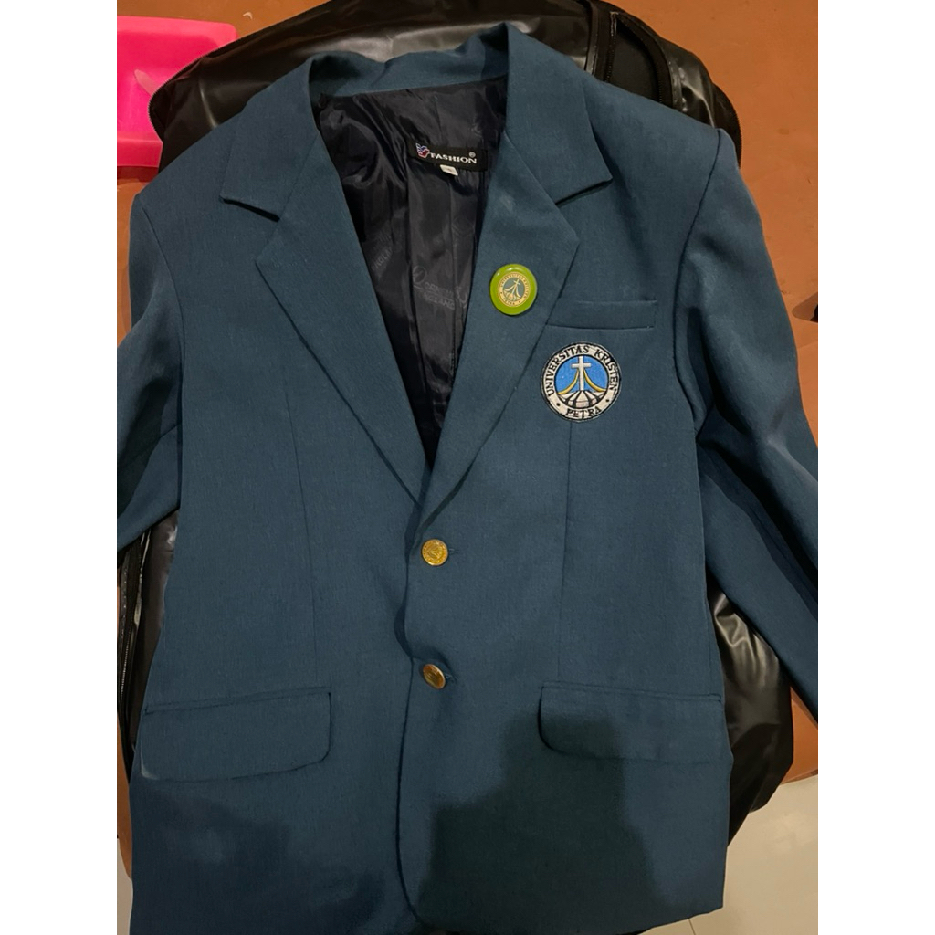 jas almet petra pcu surabaya jas almamater jas kuliah size s