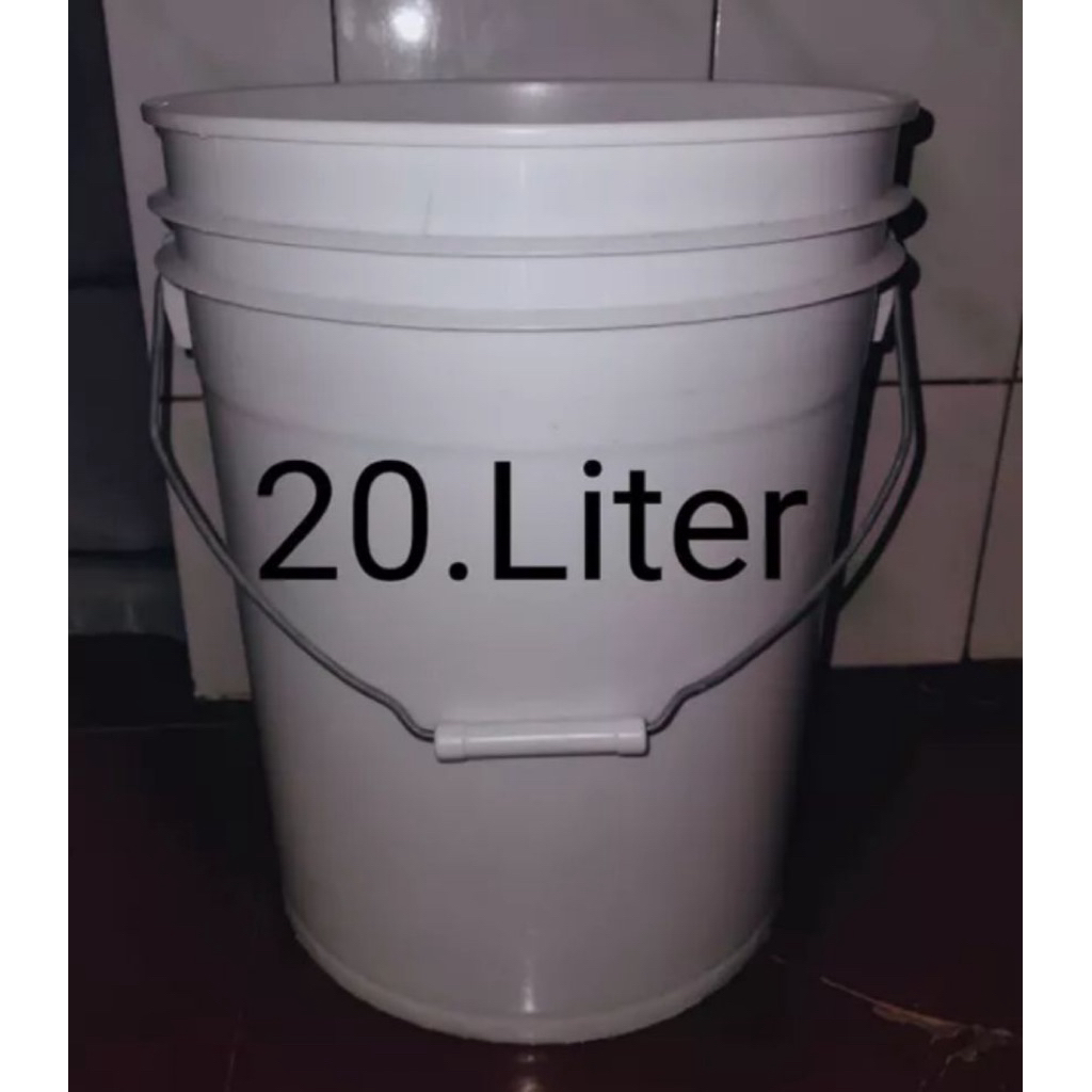 ember bekas cat , bahan tebal gagang besi harga 1 pcs