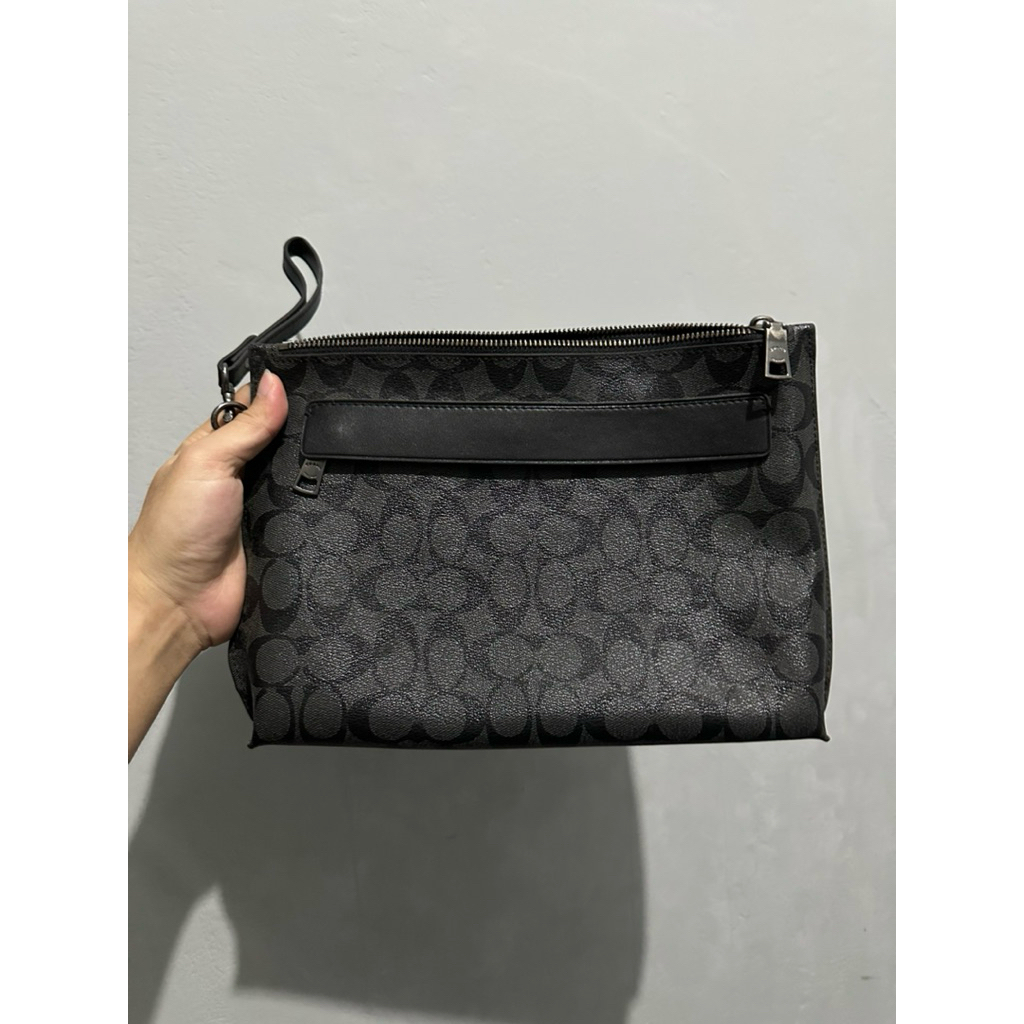Clutch Coach Tas Hitam
