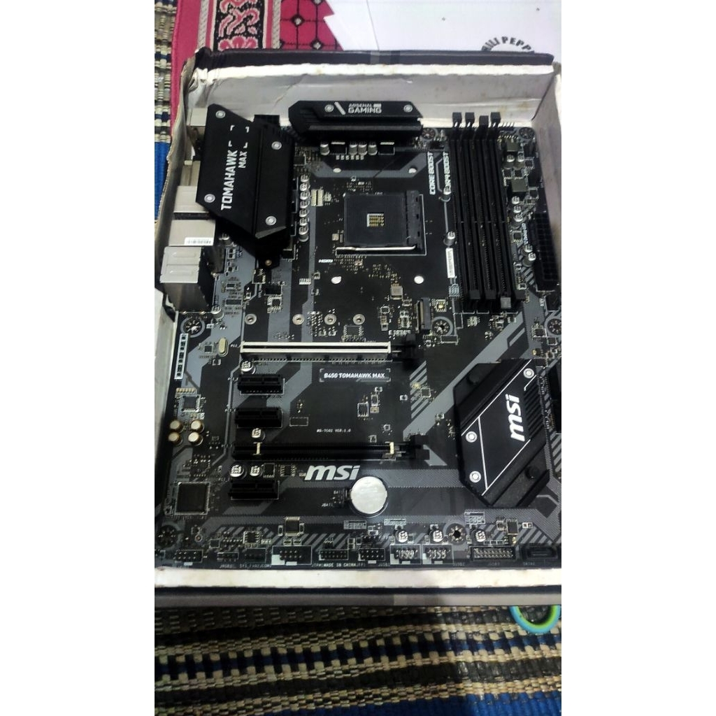 Mobo MSI b450 Tomahawk max ii